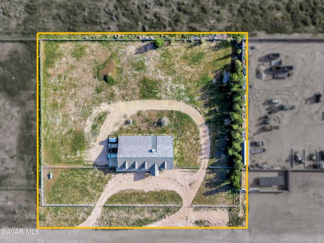 7306 W Avenue A 8, Lancaster, CA 93536