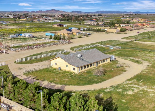 7306 W Avenue A 8, Lancaster, CA 93536