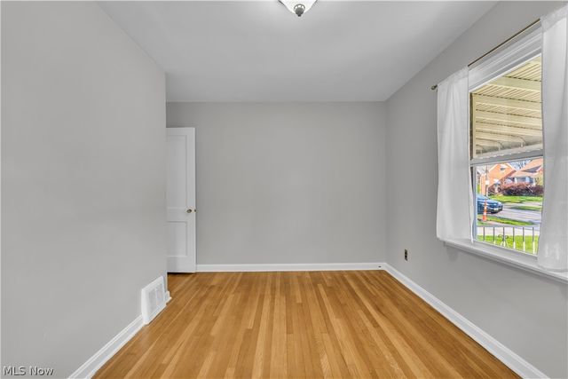 14721 Harley Avenue, Cleveland, OH 44111