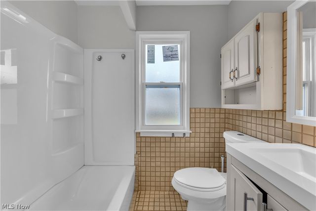 14721 Harley Avenue, Cleveland, OH 44111