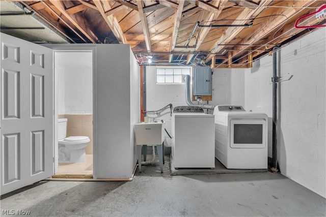 14721 Harley Avenue, Cleveland, OH 44111