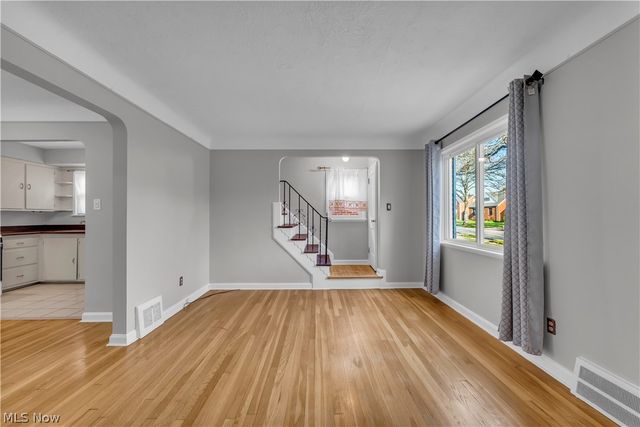 14721 Harley Avenue, Cleveland, OH 44111