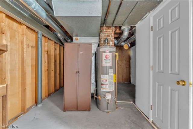 14721 Harley Avenue, Cleveland, OH 44111