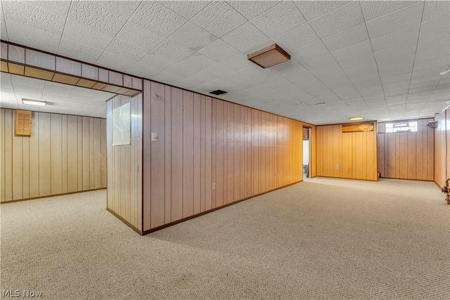 14721 Harley Avenue, Cleveland, OH 44111