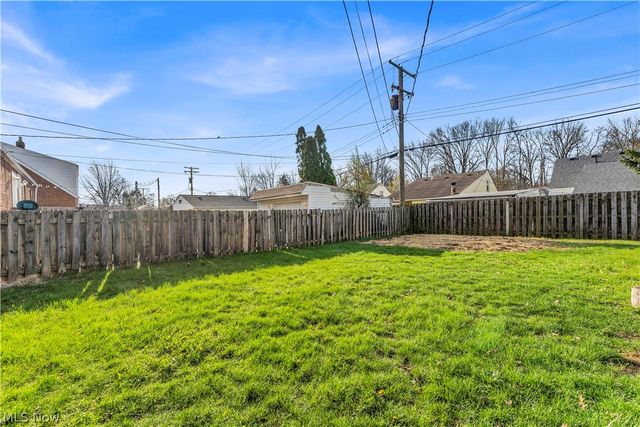 14721 Harley Avenue, Cleveland, OH 44111