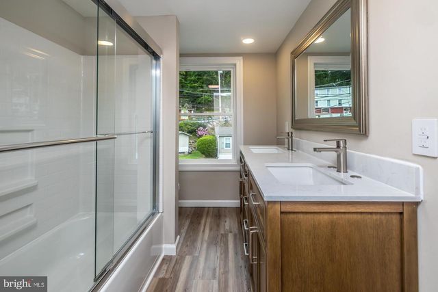 265 S MOUNT AIRY RD, Coatesville, PA 19320