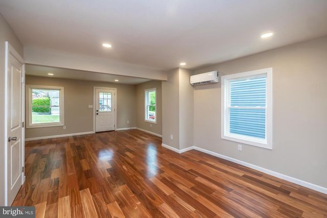 265 S MOUNT AIRY RD, Coatesville, PA 19320