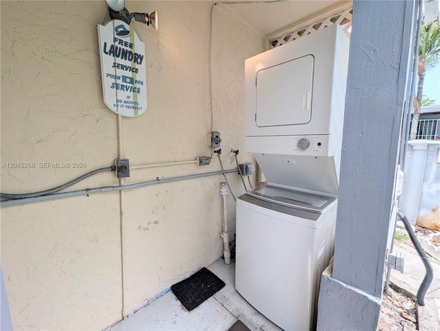 351 E 5th Street Rear, Hialeah, FL 33010