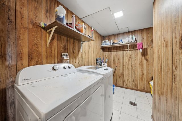 17958 State Line Avenue, Lansing, IL 60438