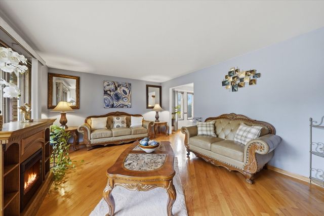 17958 State Line Avenue, Lansing, IL 60438