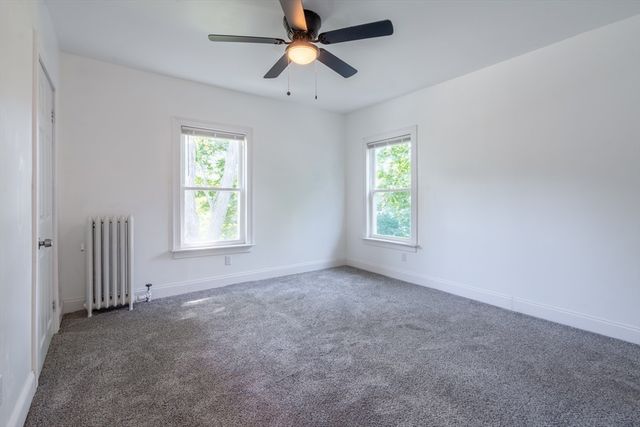 10 Walnut St, Ware, MA 01082