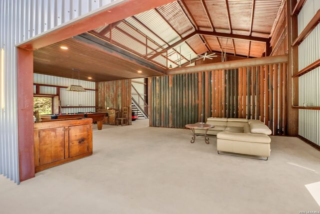 401 BUFFALO SPRINGS SPUR, New Braunfels, TX 78132