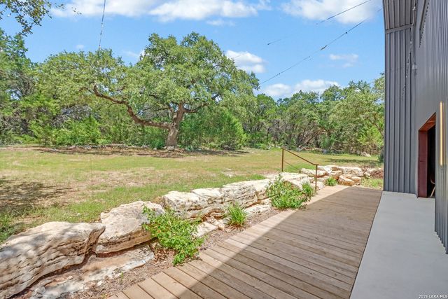 401 BUFFALO SPRINGS SPUR, New Braunfels, TX 78132