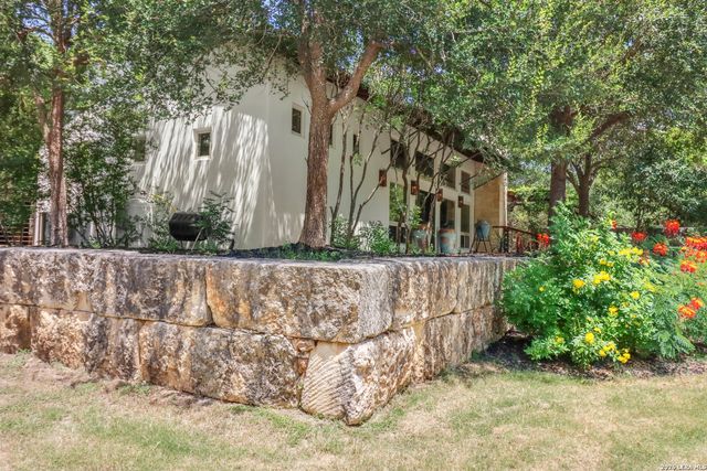 401 BUFFALO SPRINGS SPUR, New Braunfels, TX 78132