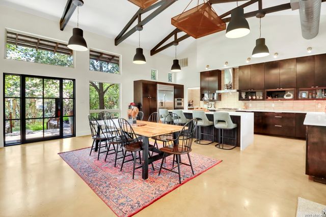 401 BUFFALO SPRINGS SPUR, New Braunfels, TX 78132