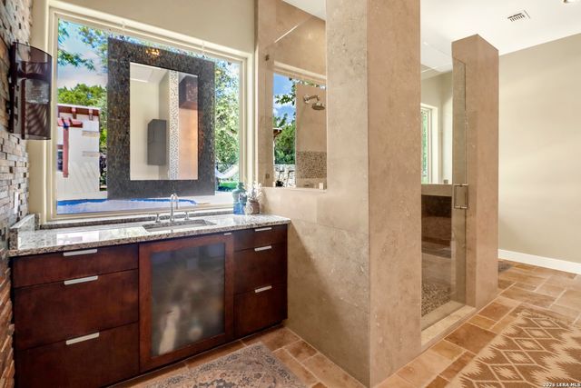 401 BUFFALO SPRINGS SPUR, New Braunfels, TX 78132