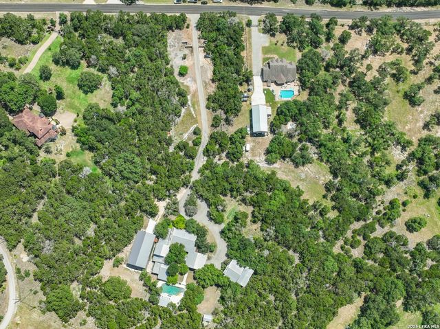 401 BUFFALO SPRINGS SPUR, New Braunfels, TX 78132