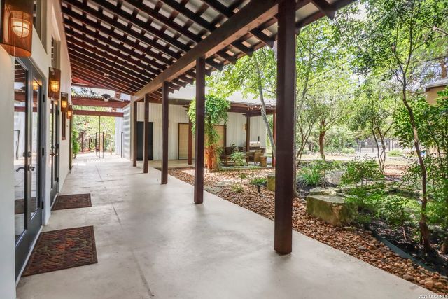 401 BUFFALO SPRINGS SPUR, New Braunfels, TX 78132