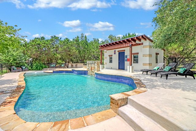 401 BUFFALO SPRINGS SPUR, New Braunfels, TX 78132