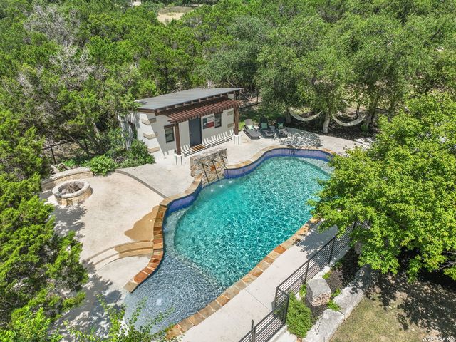 401 BUFFALO SPRINGS SPUR, New Braunfels, TX 78132