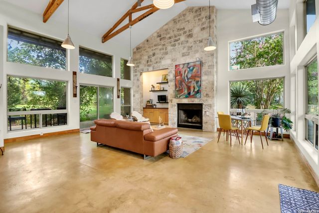 401 BUFFALO SPRINGS SPUR, New Braunfels, TX 78132