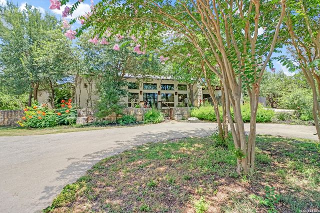 401 BUFFALO SPRINGS SPUR, New Braunfels, TX 78132