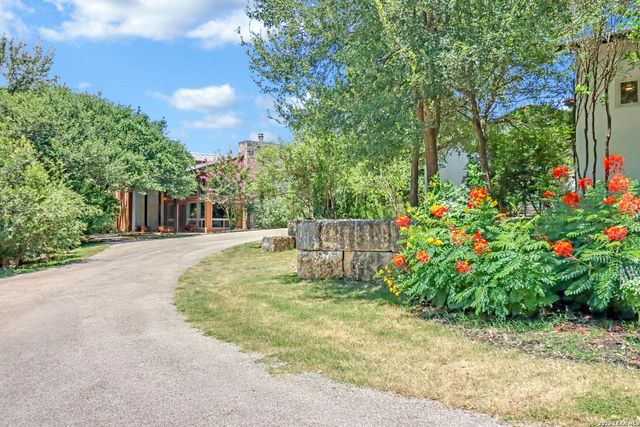 401 BUFFALO SPRINGS SPUR, New Braunfels, TX 78132