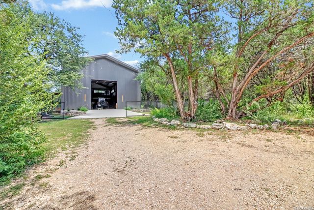 401 BUFFALO SPRINGS SPUR, New Braunfels, TX 78132