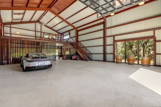 401 BUFFALO SPRINGS SPUR, New Braunfels, TX 78132