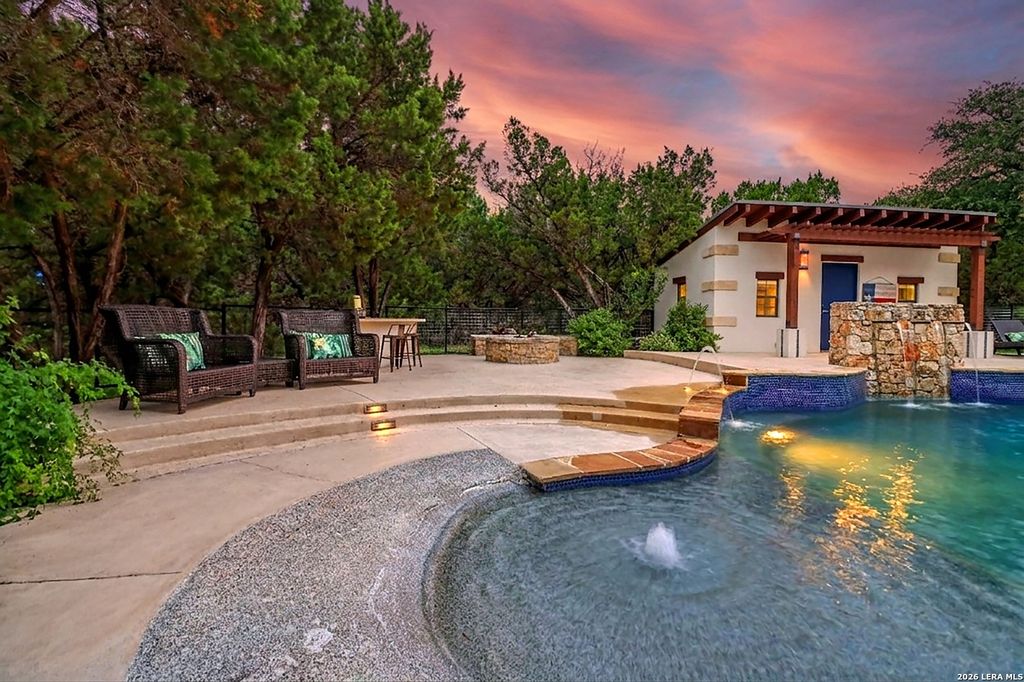 401 BUFFALO SPRINGS SPUR, New Braunfels, TX 78132