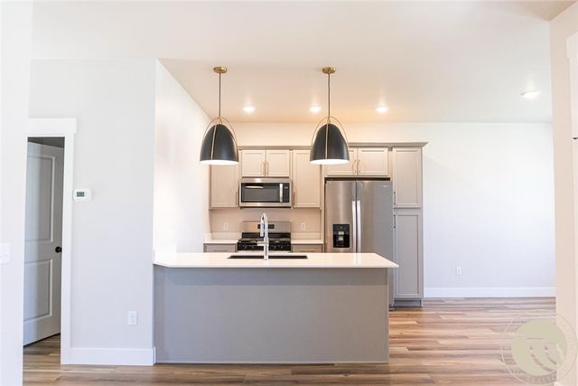 1840 St. Peter LANE, Billings, MT 59101