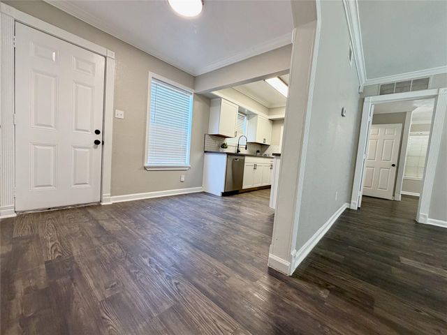 218 W 15th Street F, Houston, TX 77008