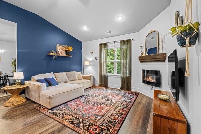 68 Elizabeth Drive, Bella Vista, AR 72715