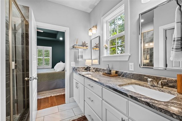 68 Elizabeth Drive, Bella Vista, AR 72715