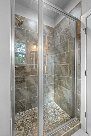 68 Elizabeth Drive, Bella Vista, AR 72715