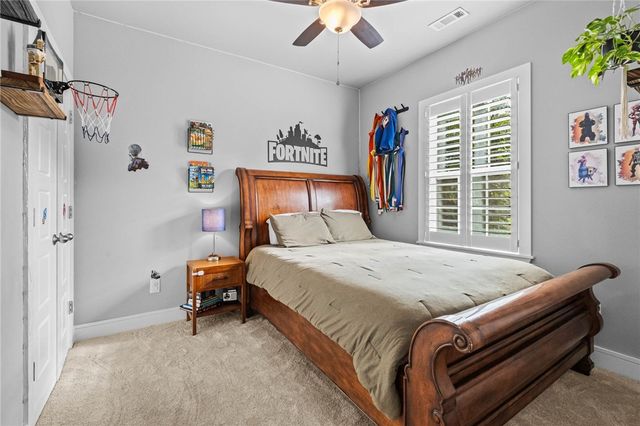 68 Elizabeth Drive, Bella Vista, AR 72715