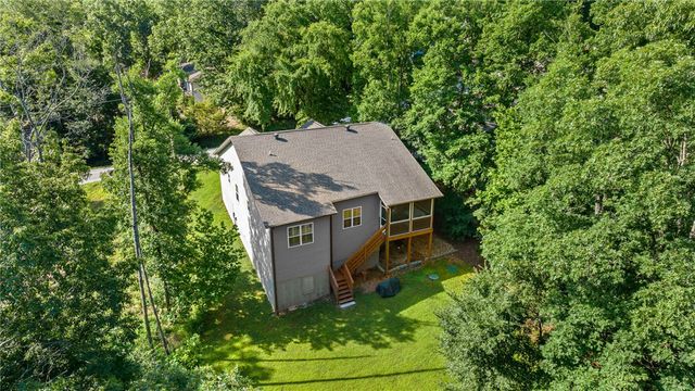 68 Elizabeth Drive, Bella Vista, AR 72715
