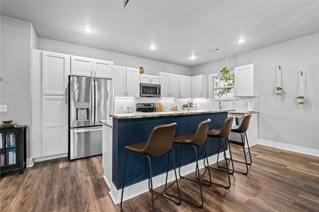 68 Elizabeth Drive, Bella Vista, AR 72715