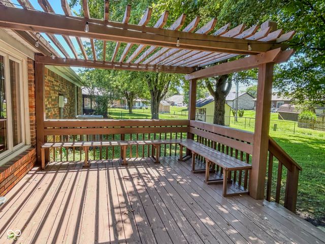 262 Raintree Drive, Danville, IN 46122