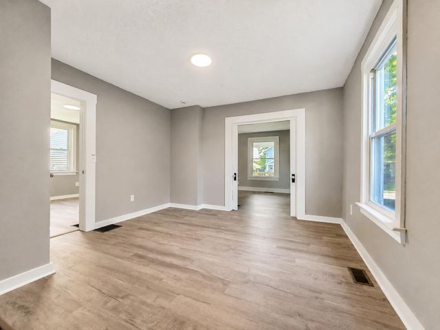 23 N Douglas Avenue 23 N Douglas Avenue, Springfield, OH 45503