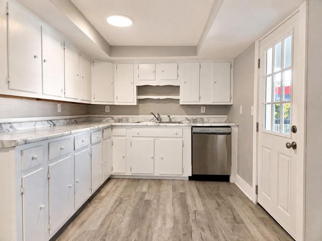 23 N Douglas Avenue 23 N Douglas Avenue, Springfield, OH 45503