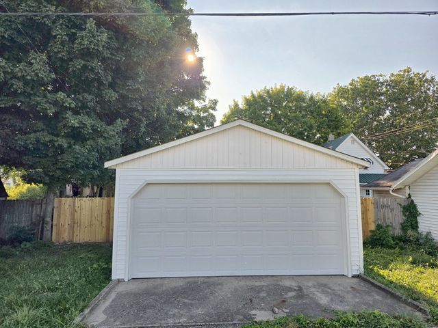 23 N Douglas Avenue 23 N Douglas Avenue, Springfield, OH 45503