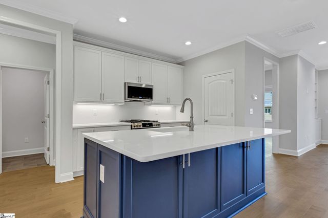 73 Hensley Road, Greenville, SC 29607