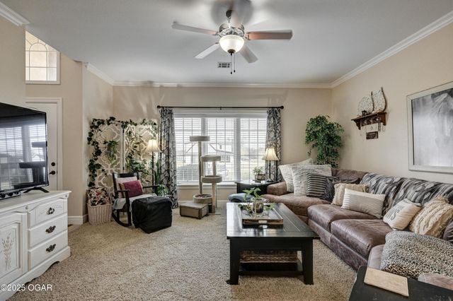 1448 Quail Place Place, Carthage, MO 64836