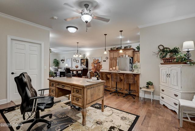 1448 Quail Place Place, Carthage, MO 64836