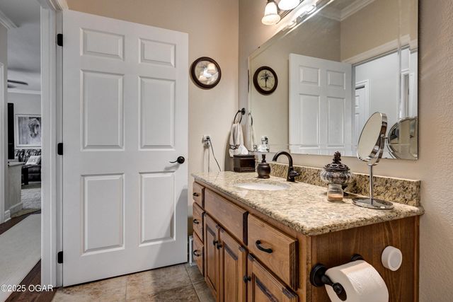 1448 Quail Place Place, Carthage, MO 64836