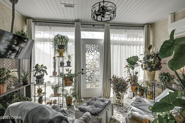 1448 Quail Place Place, Carthage, MO 64836