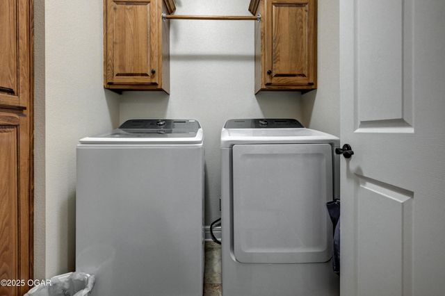 1448 Quail Place Place, Carthage, MO 64836