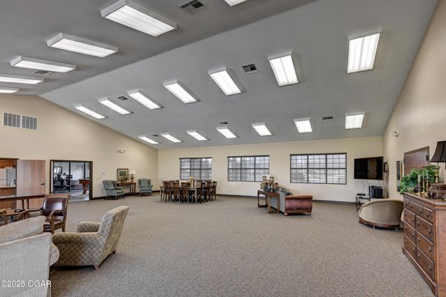 1448 Quail Place Place, Carthage, MO 64836