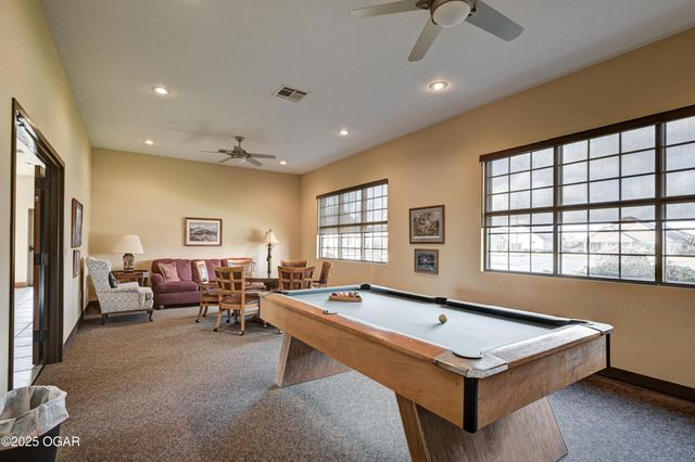 1448 Quail Place Place, Carthage, MO 64836